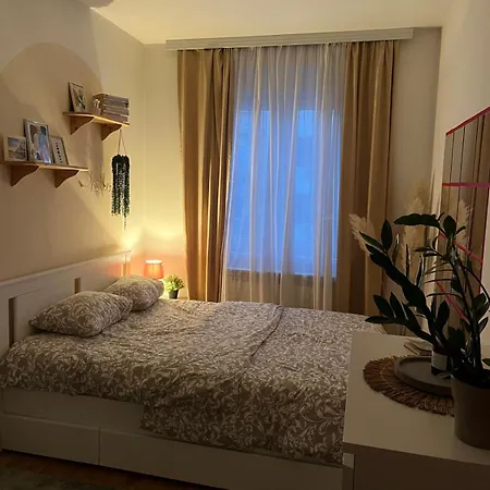 Apartment Aurora *